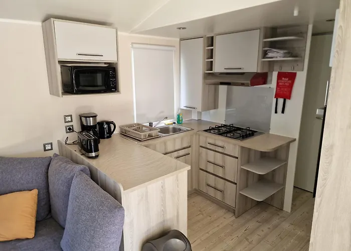 Mh 3ch Calme Bois Dormant Accueil Personnalise Kamp alanı