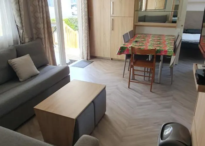 Mh 3ch Calme Bois Dormant Accueil Personnalise Kamp alanı *